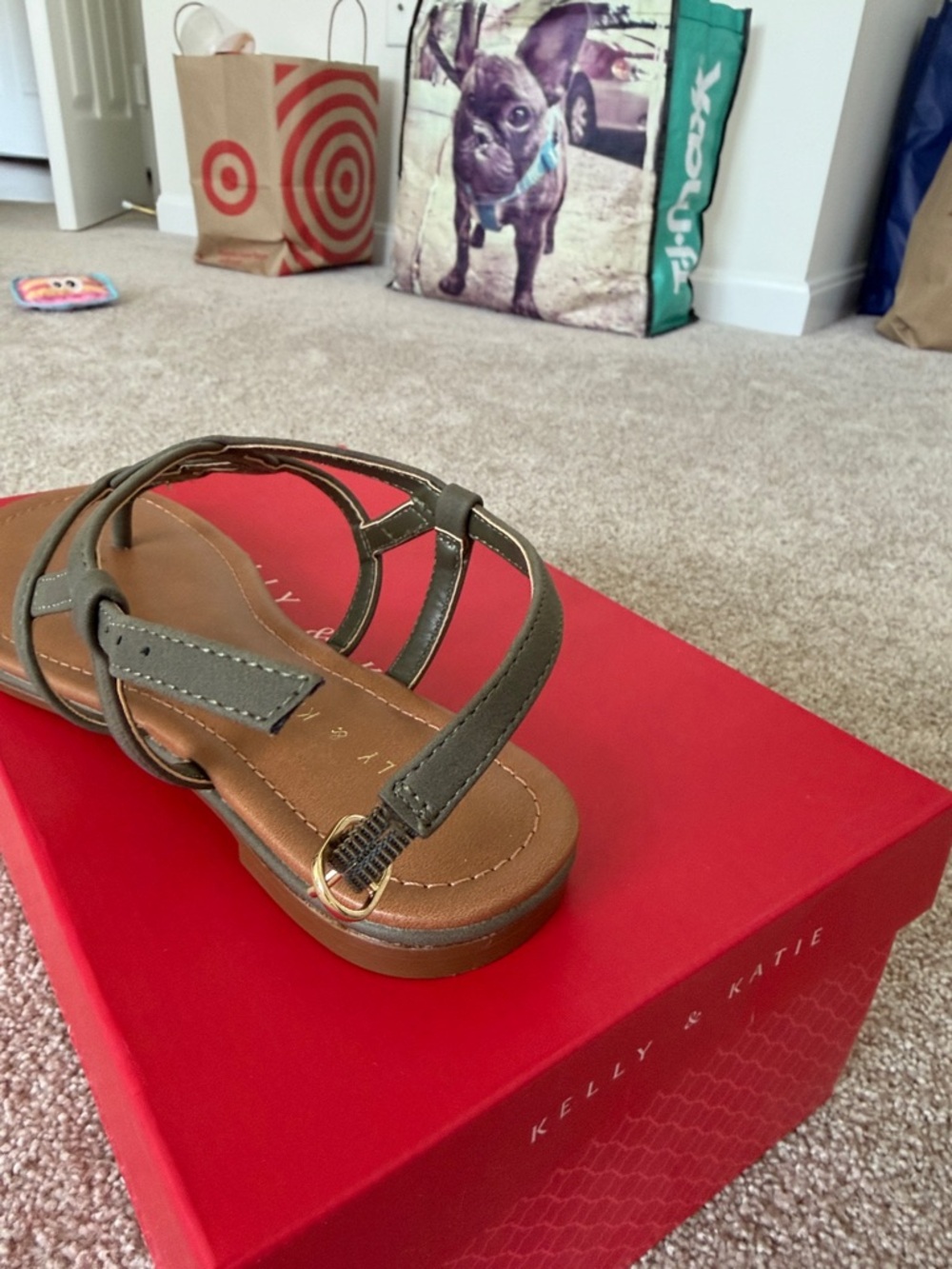 Kelly & Katie Olive Strappy Knot Sandals Size 6.5- Fits size 7 as well - Picture 9 of 9